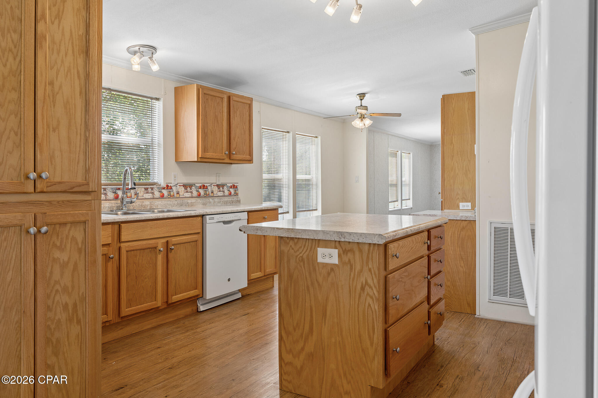5007 Halsey Circle
