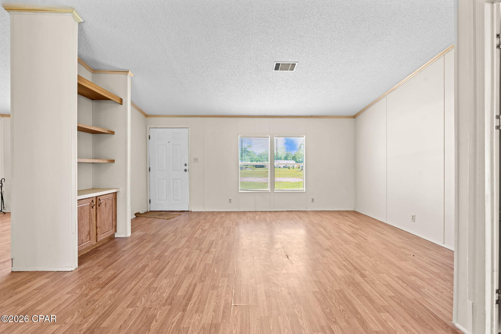 586 Hickory Bluff Drive