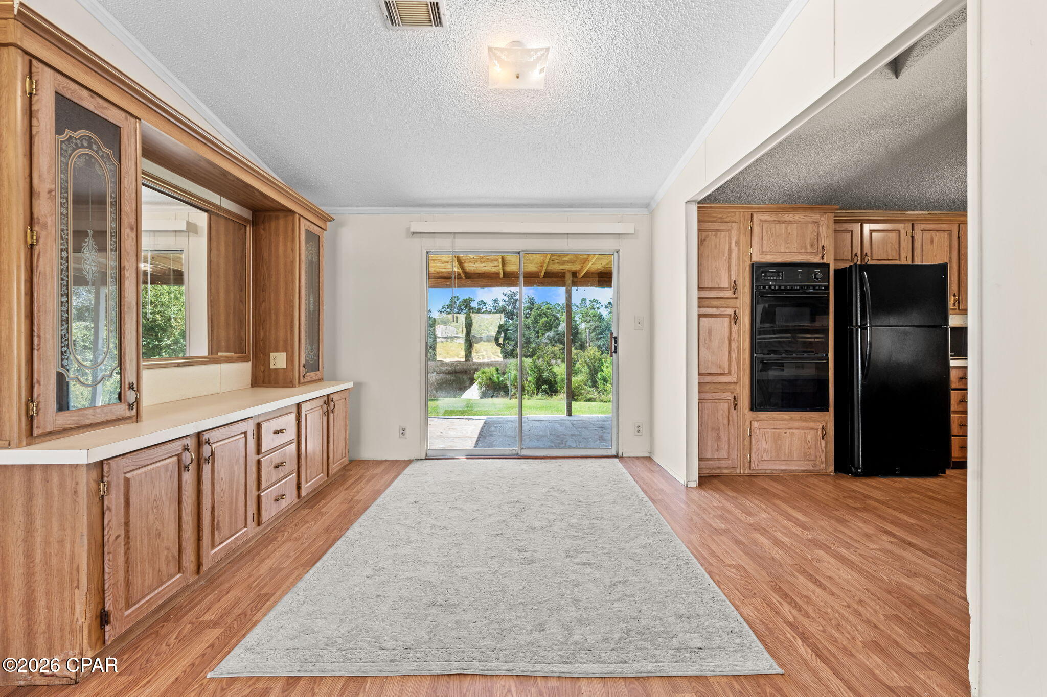 586 Hickory Bluff Drive