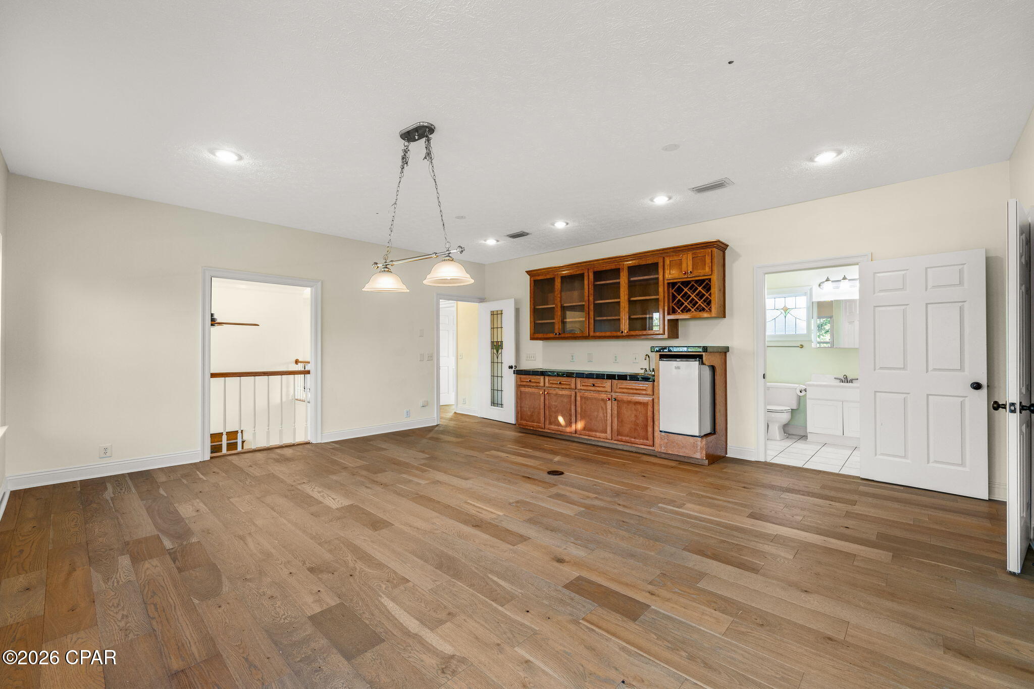 400 W 2nd Street
