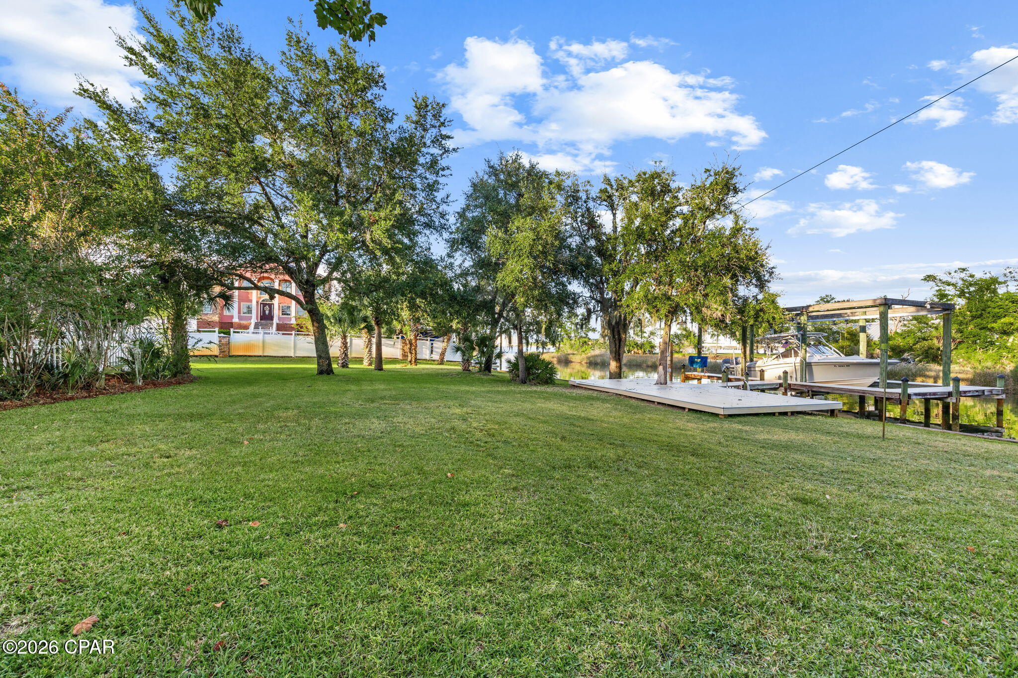 400 W 2nd Street