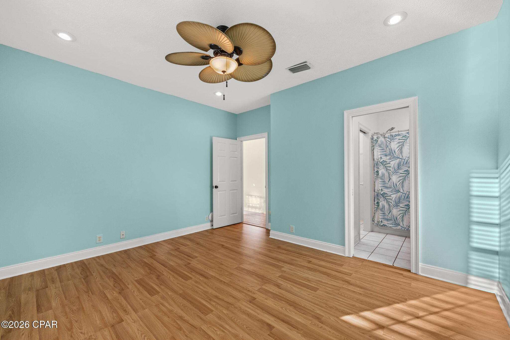 400 W 2nd Street