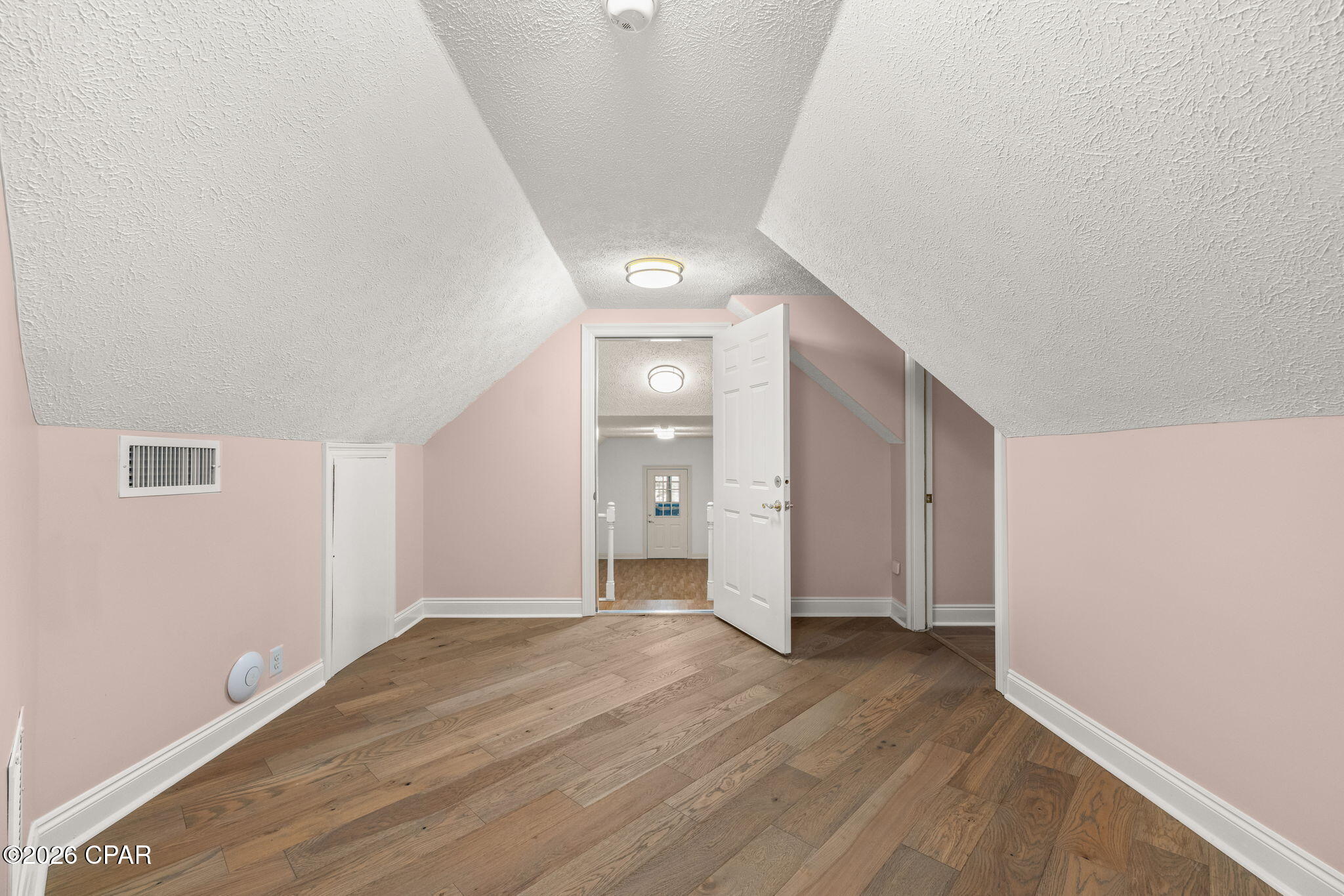 400 W 2nd Street