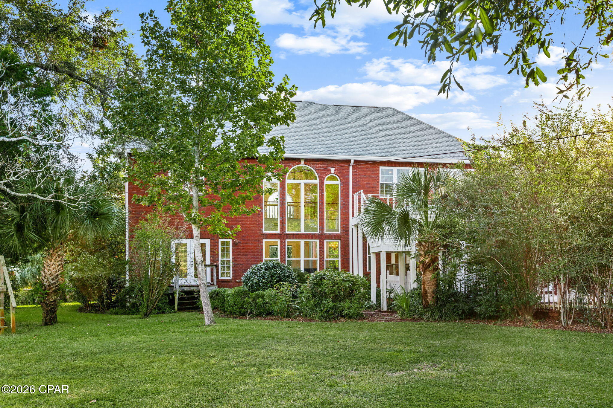 400 W 2nd Street