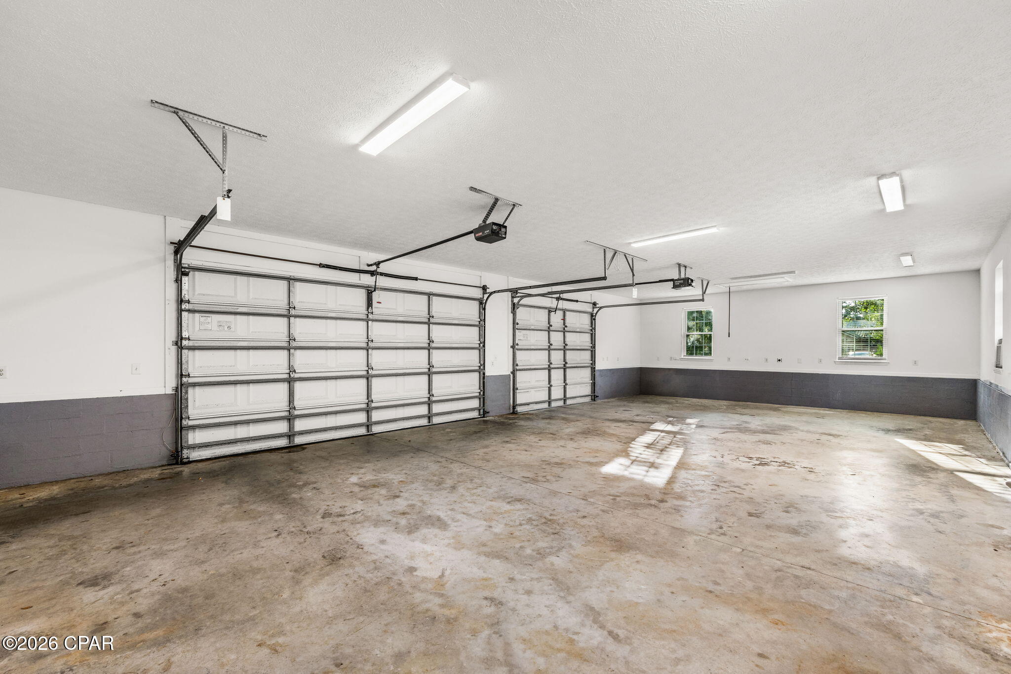 400 W 2nd Street