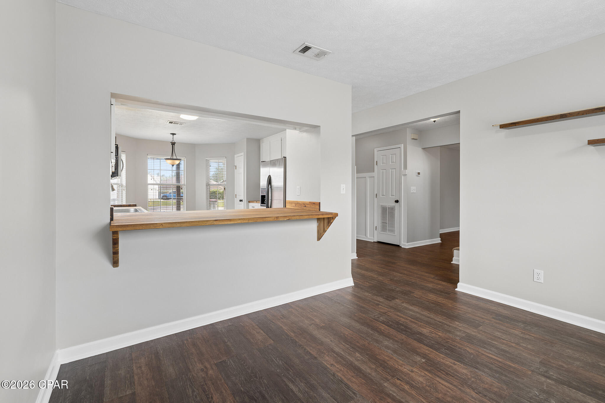 301 Lakeside Drive