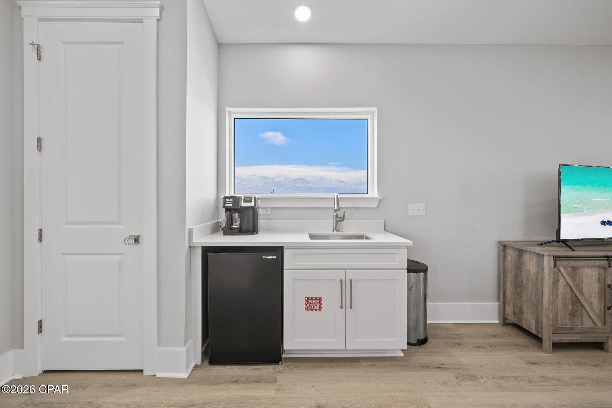 4115 Holiday Drive