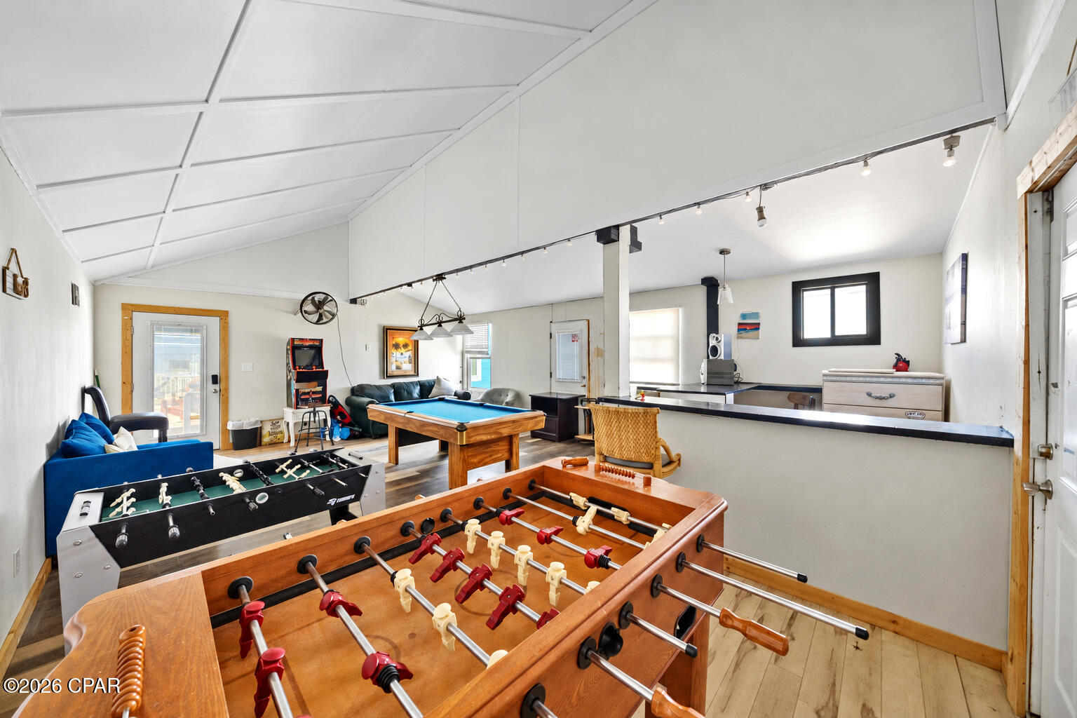 4115 Holiday Drive