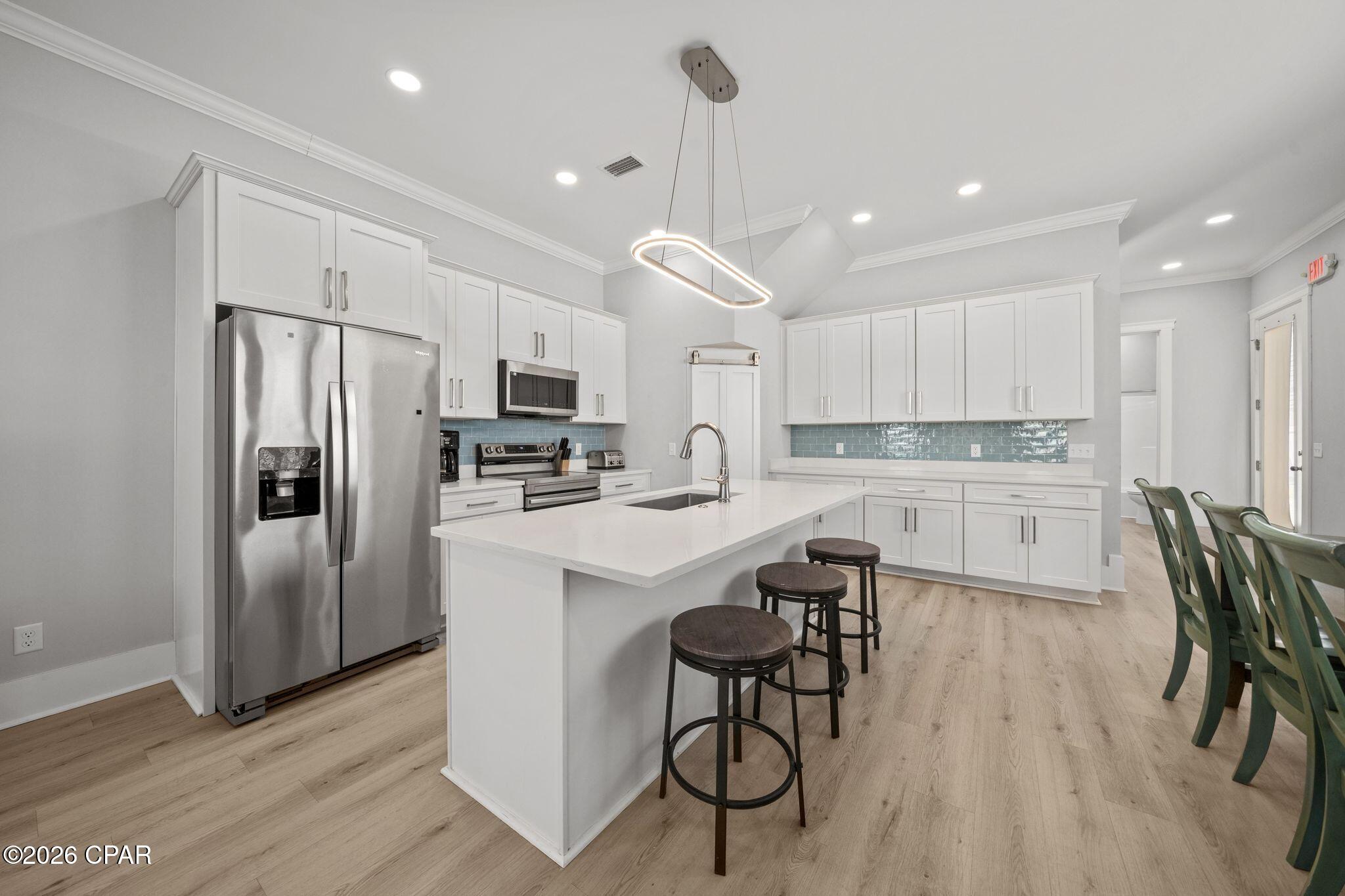 4115 Holiday Drive