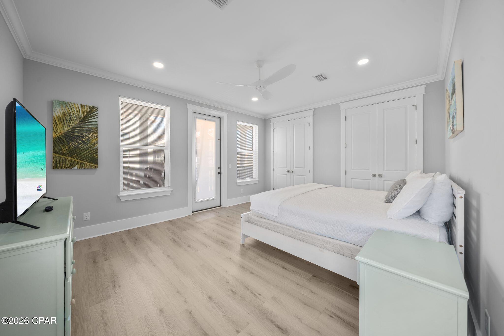 4115 Holiday Drive