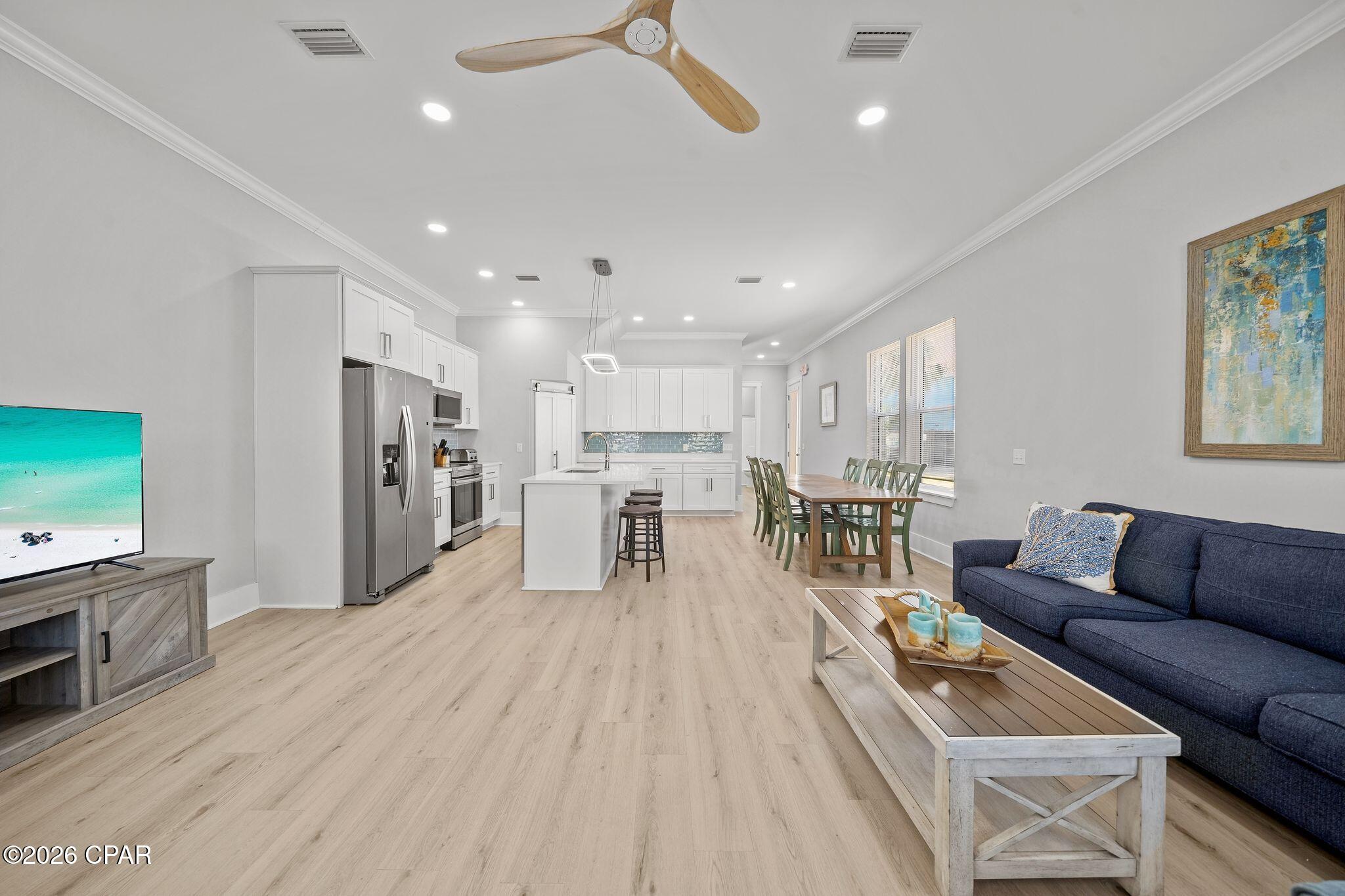 4115 Holiday Drive