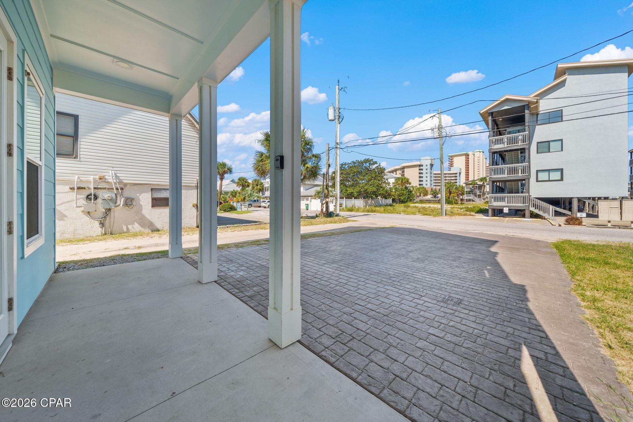 4115 Holiday Drive