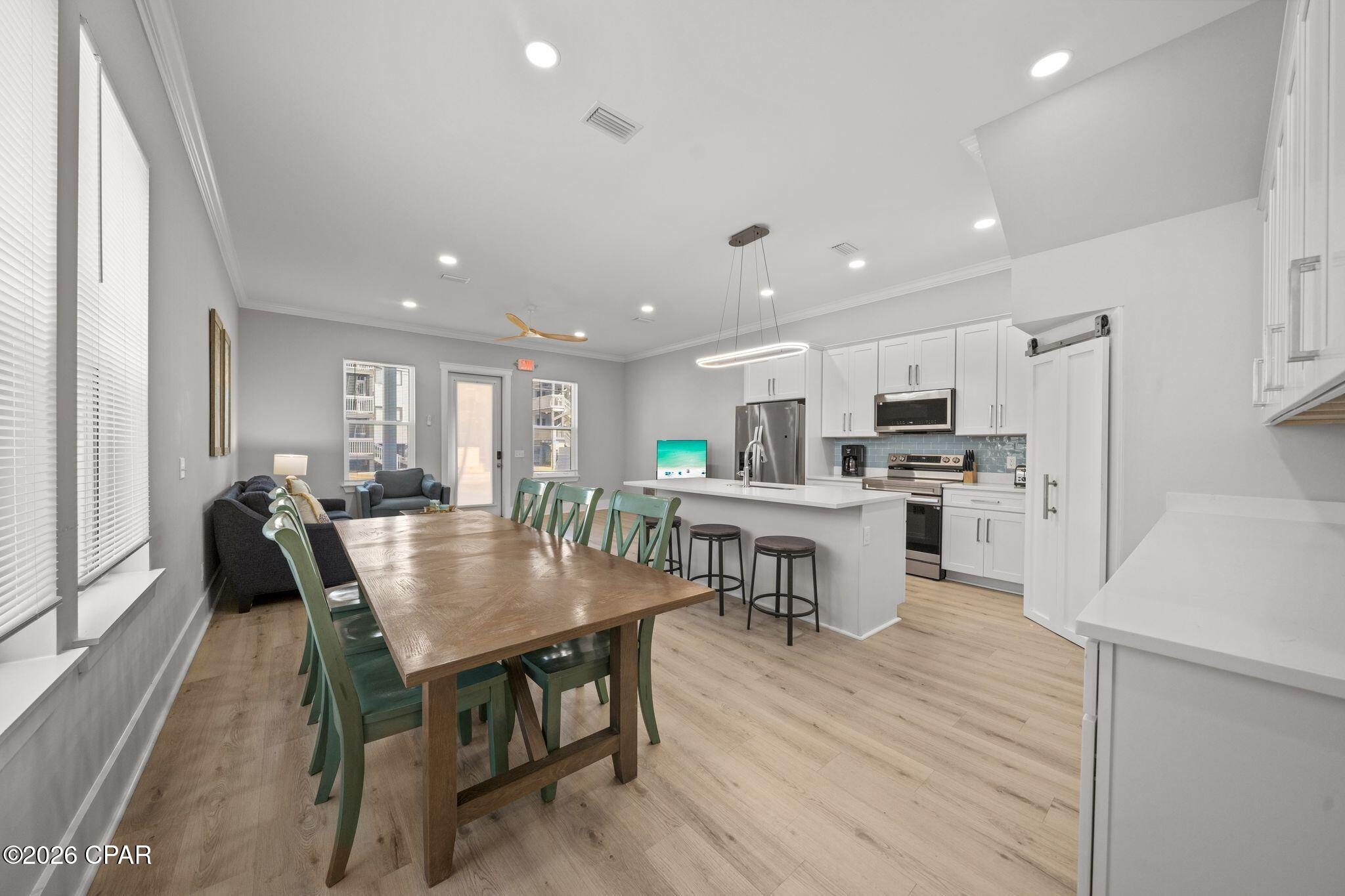 4115 Holiday Drive