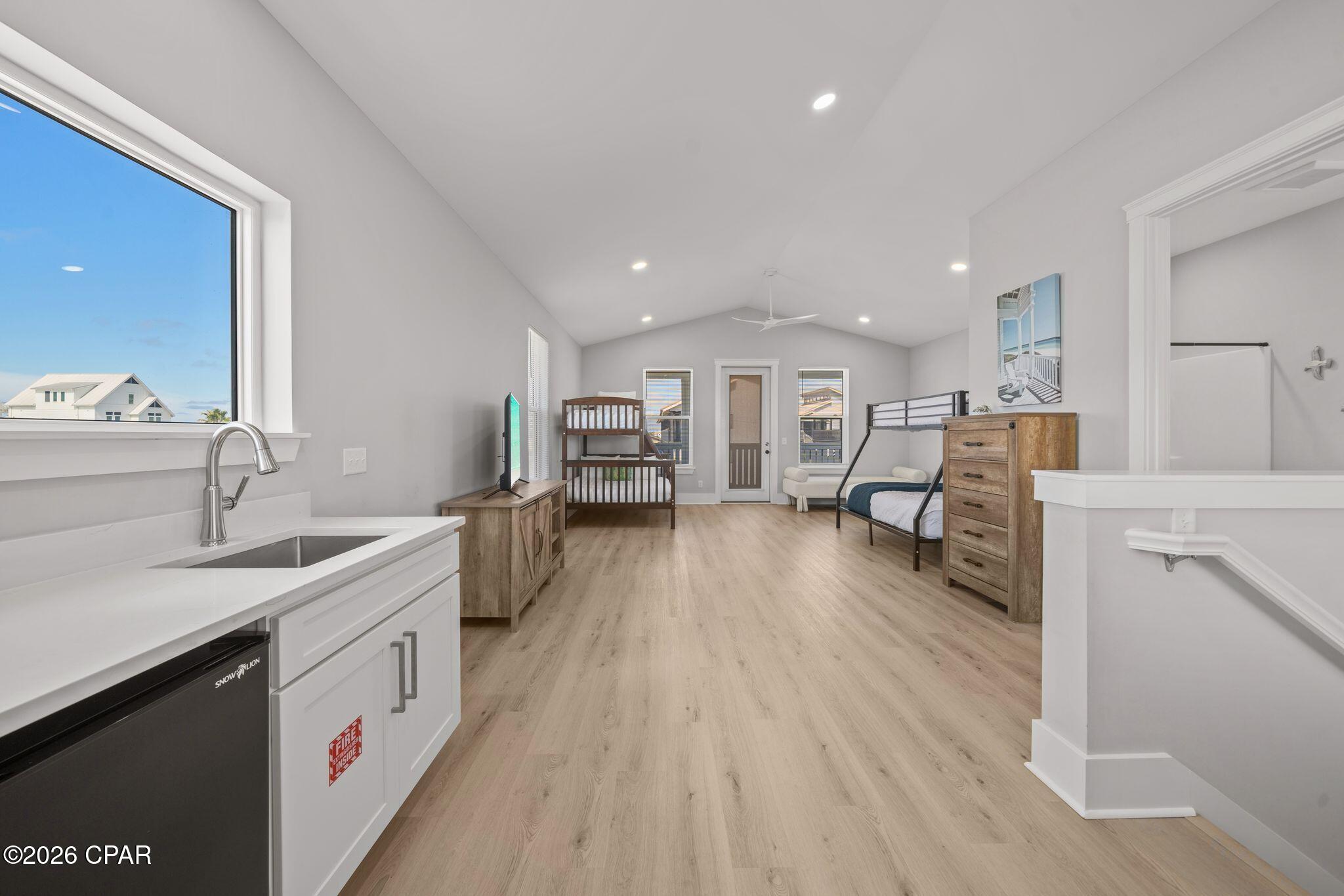4115 Holiday Drive