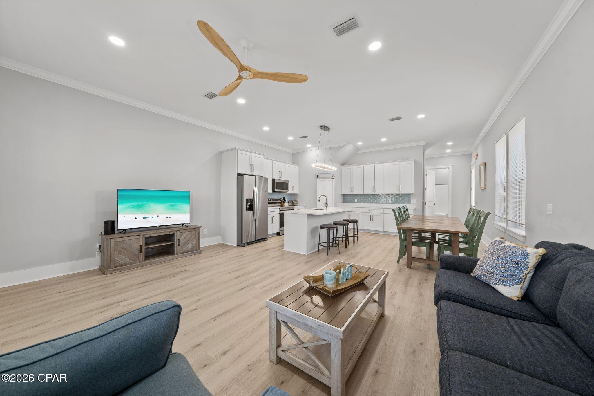 4115 Holiday Drive