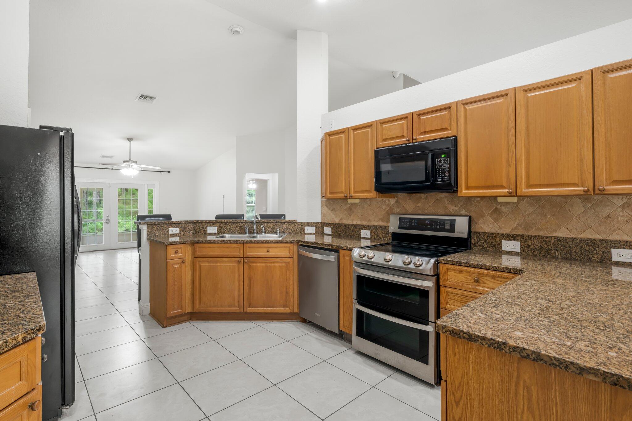 416 Bainbridge Street