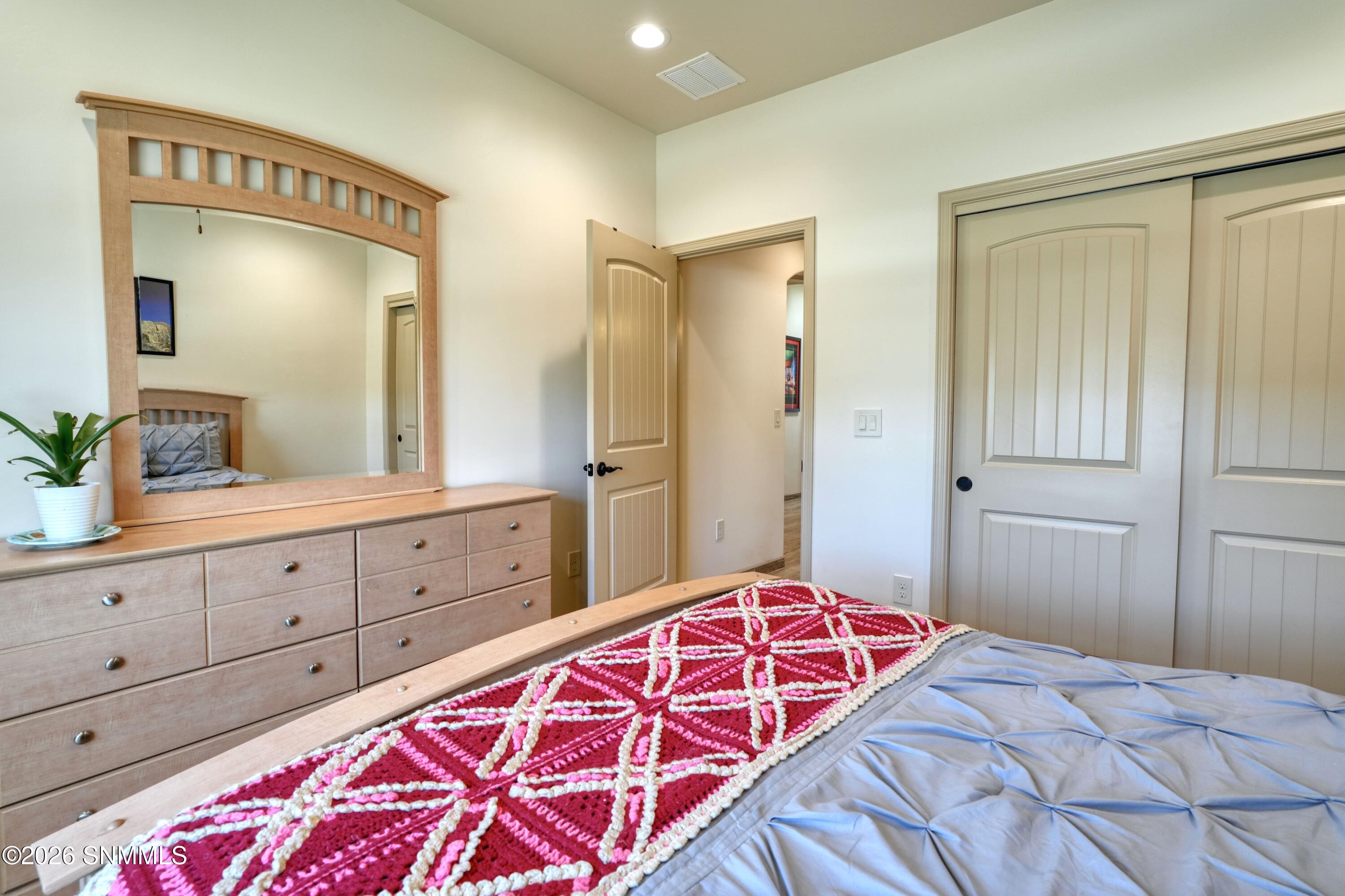 8081 Willow Bloom Circle