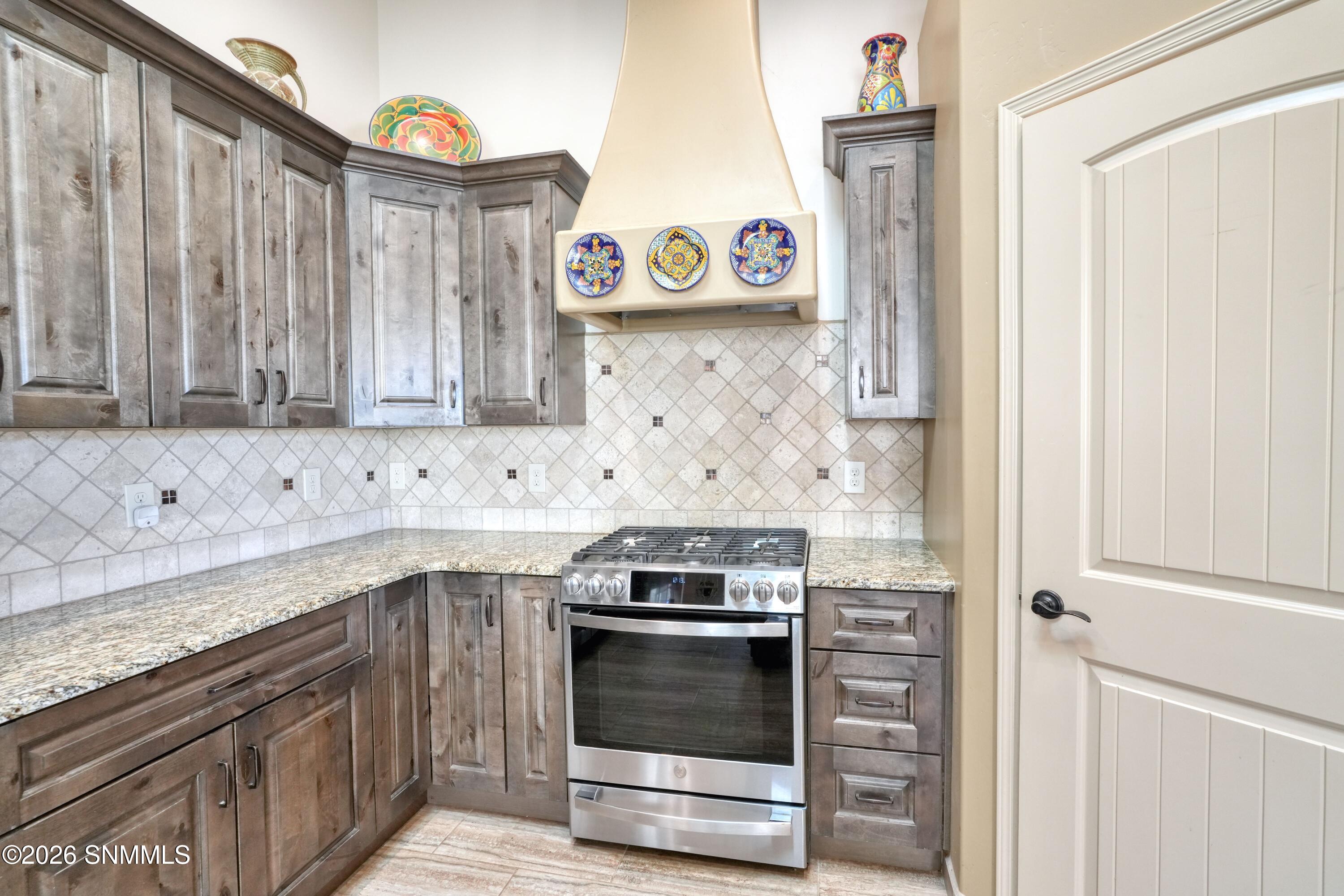 8081 Willow Bloom Circle