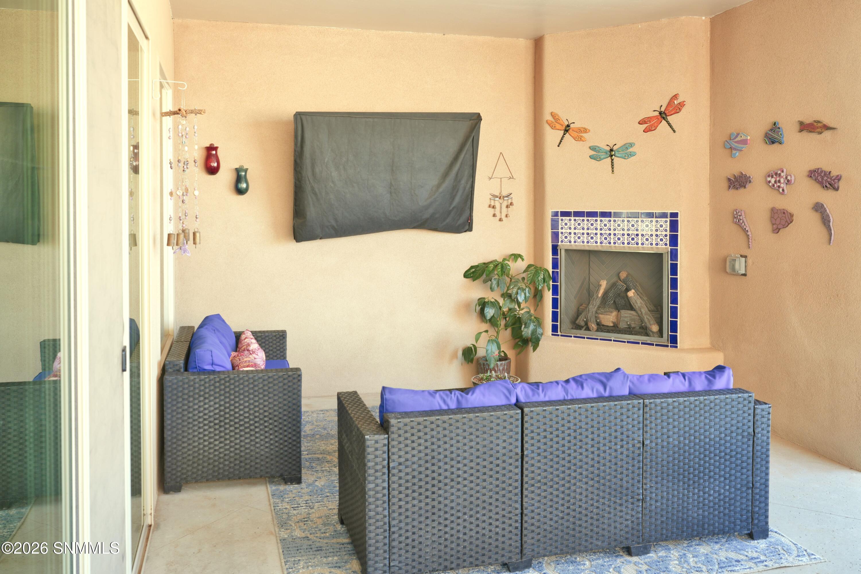 8081 Willow Bloom Circle