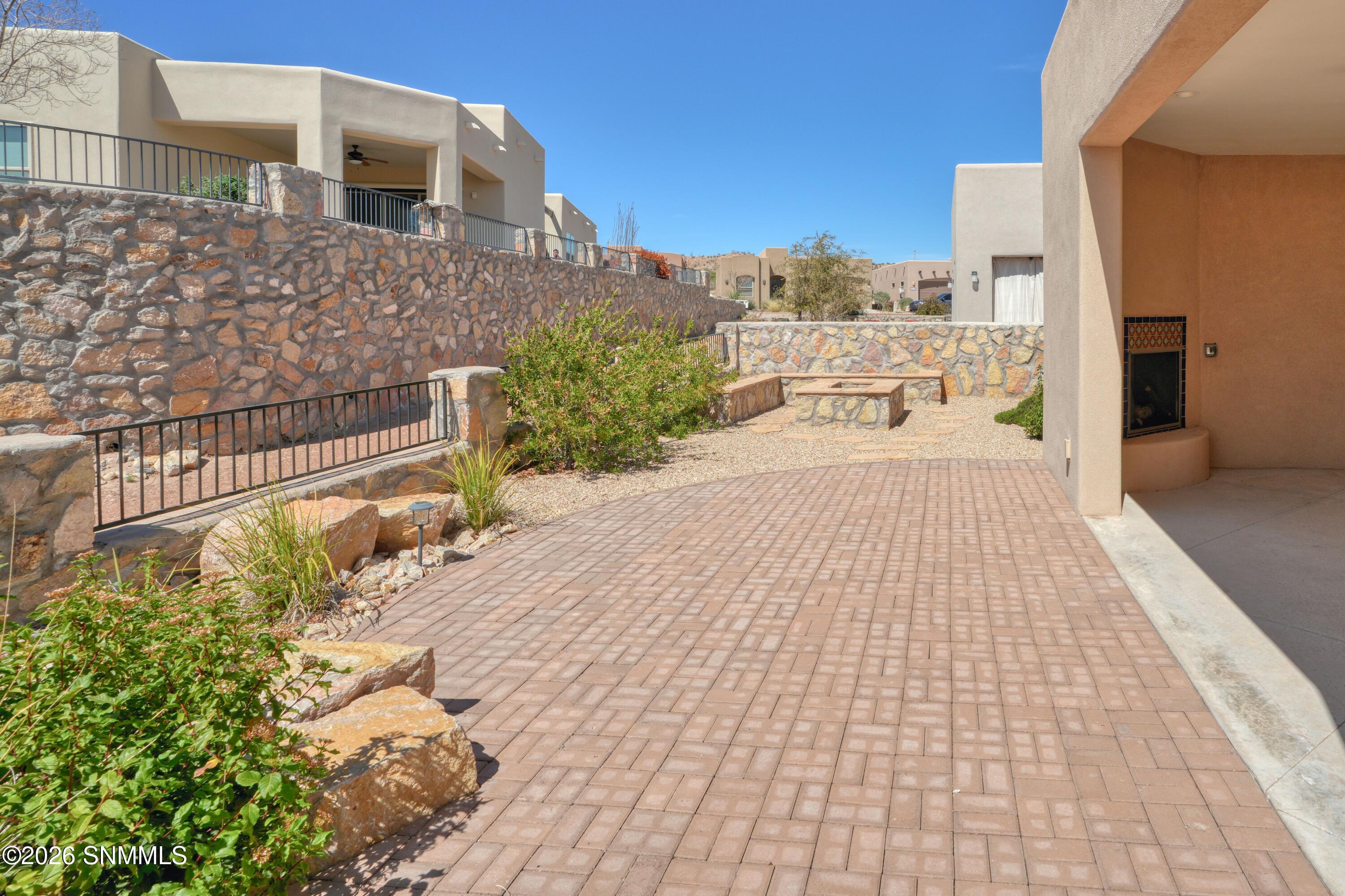 8044 Willow Bloom Circle