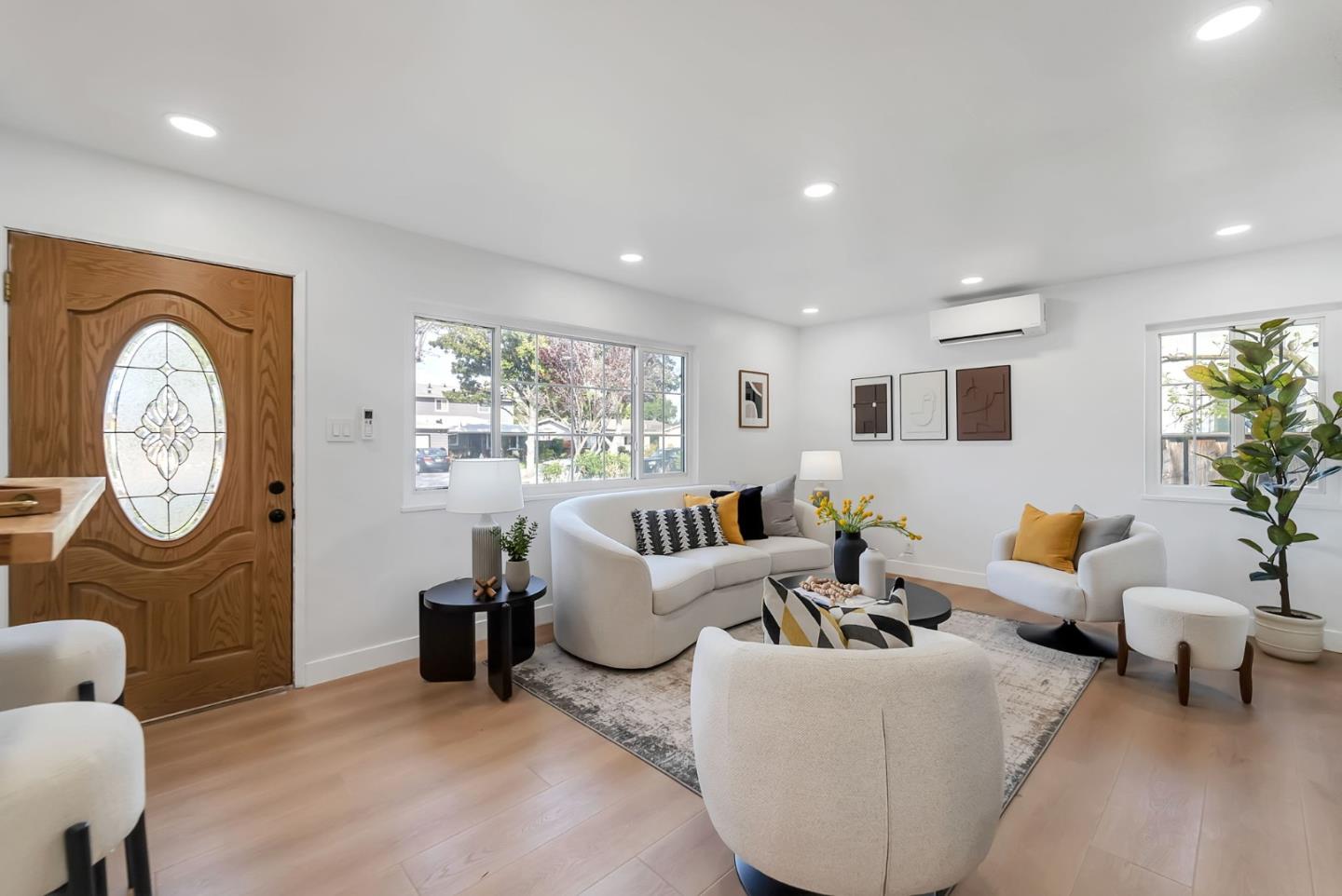 2542 Painted Rock DR