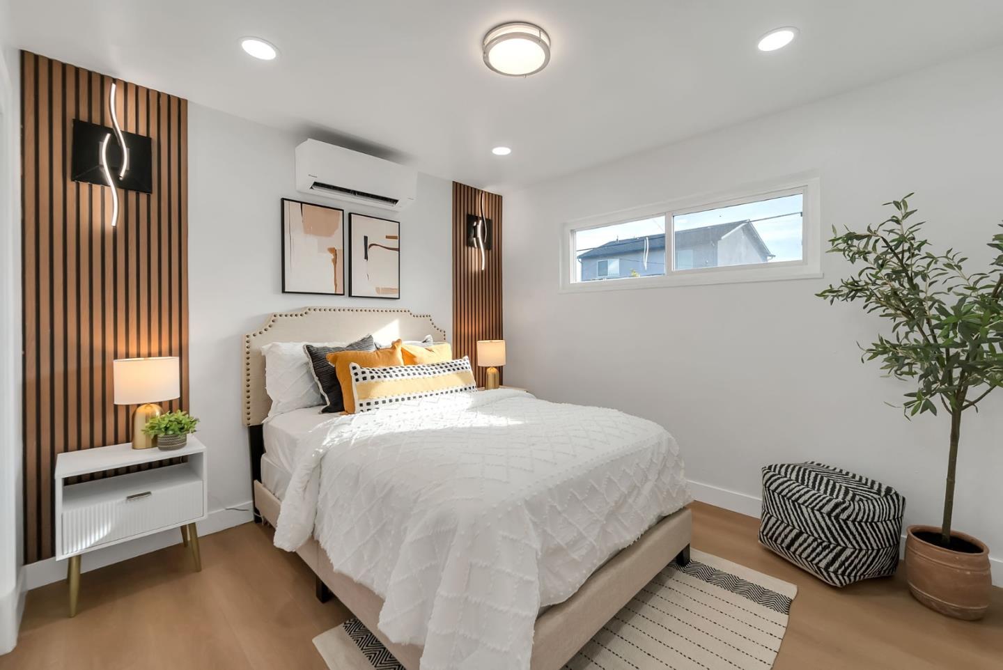 2542 Painted Rock DR