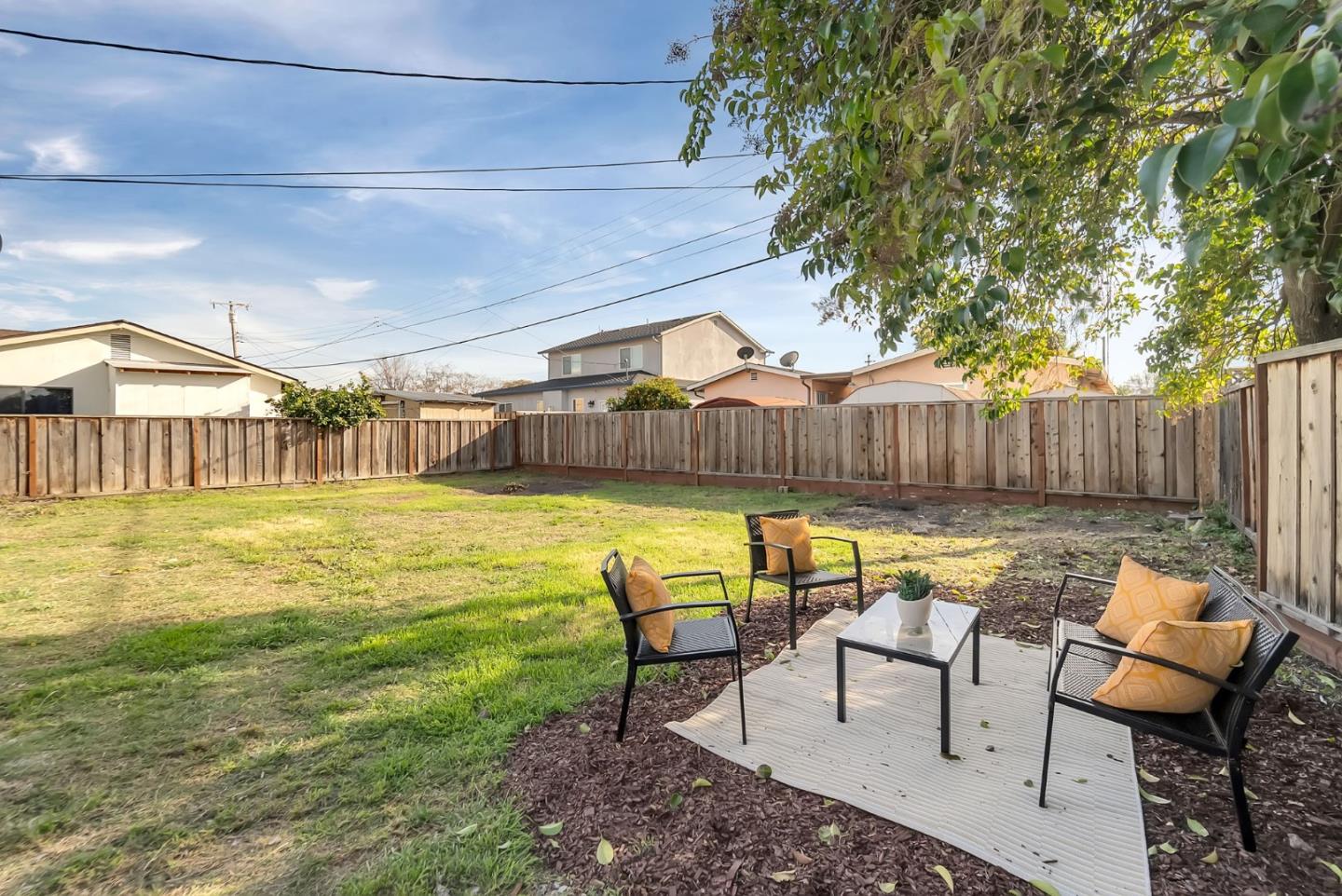 2542 Painted Rock DR