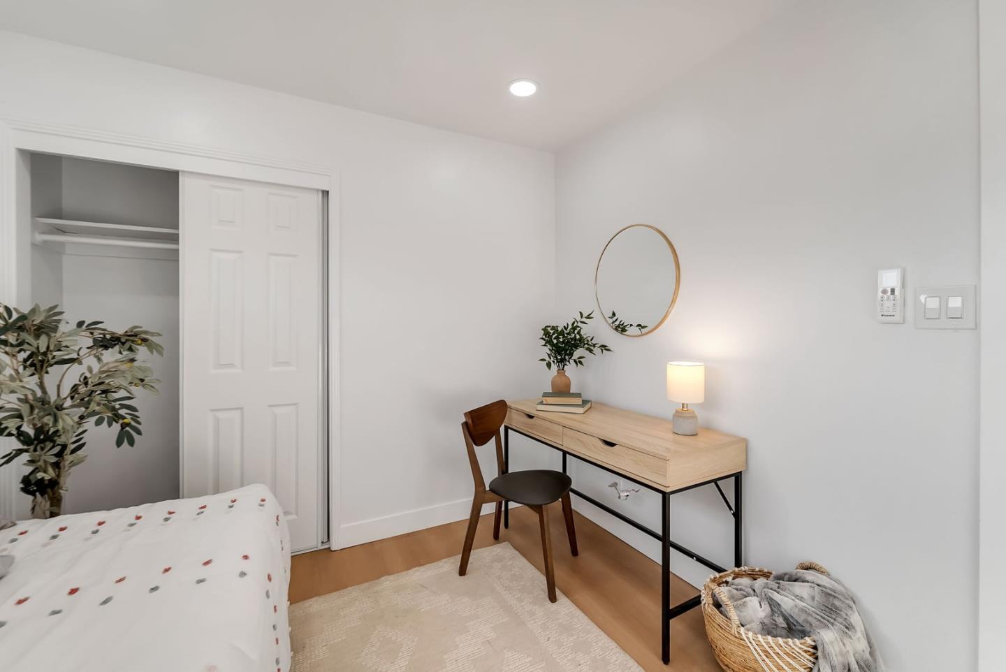 2542 Painted Rock DR