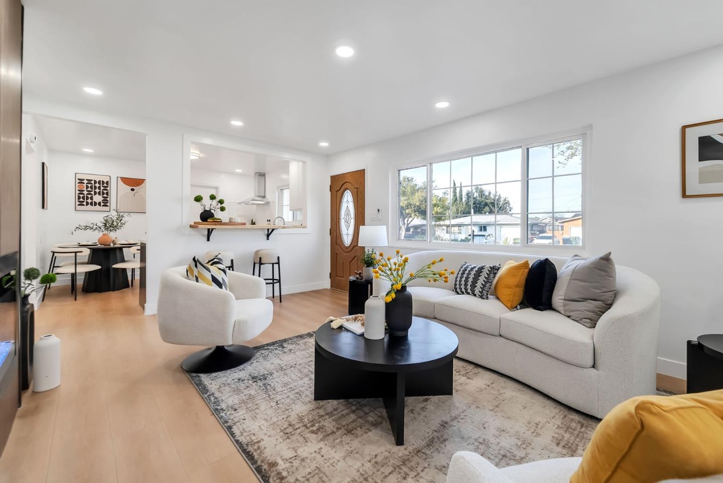 2542 Painted Rock DR