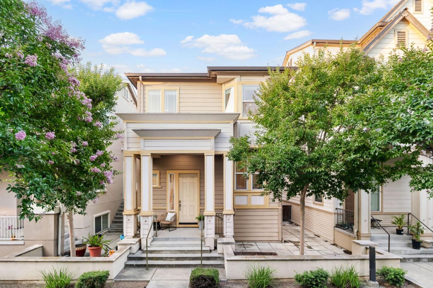 1626 Salamoni Court