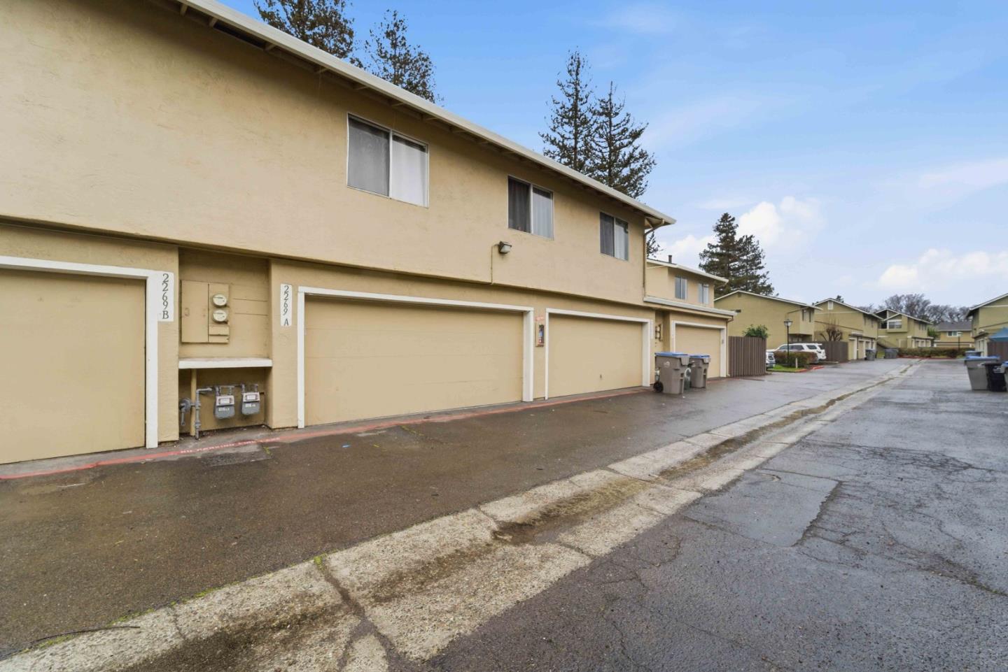 2269 Warfield Way A