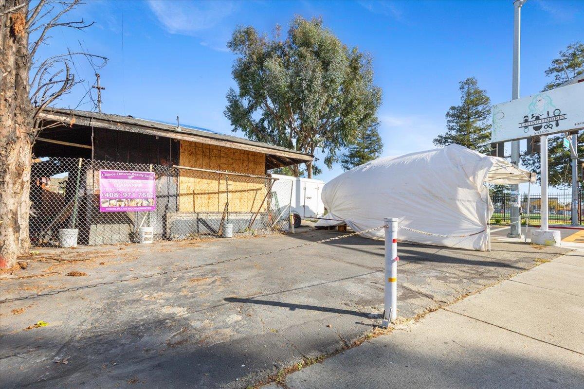 896 South Almaden Avenue