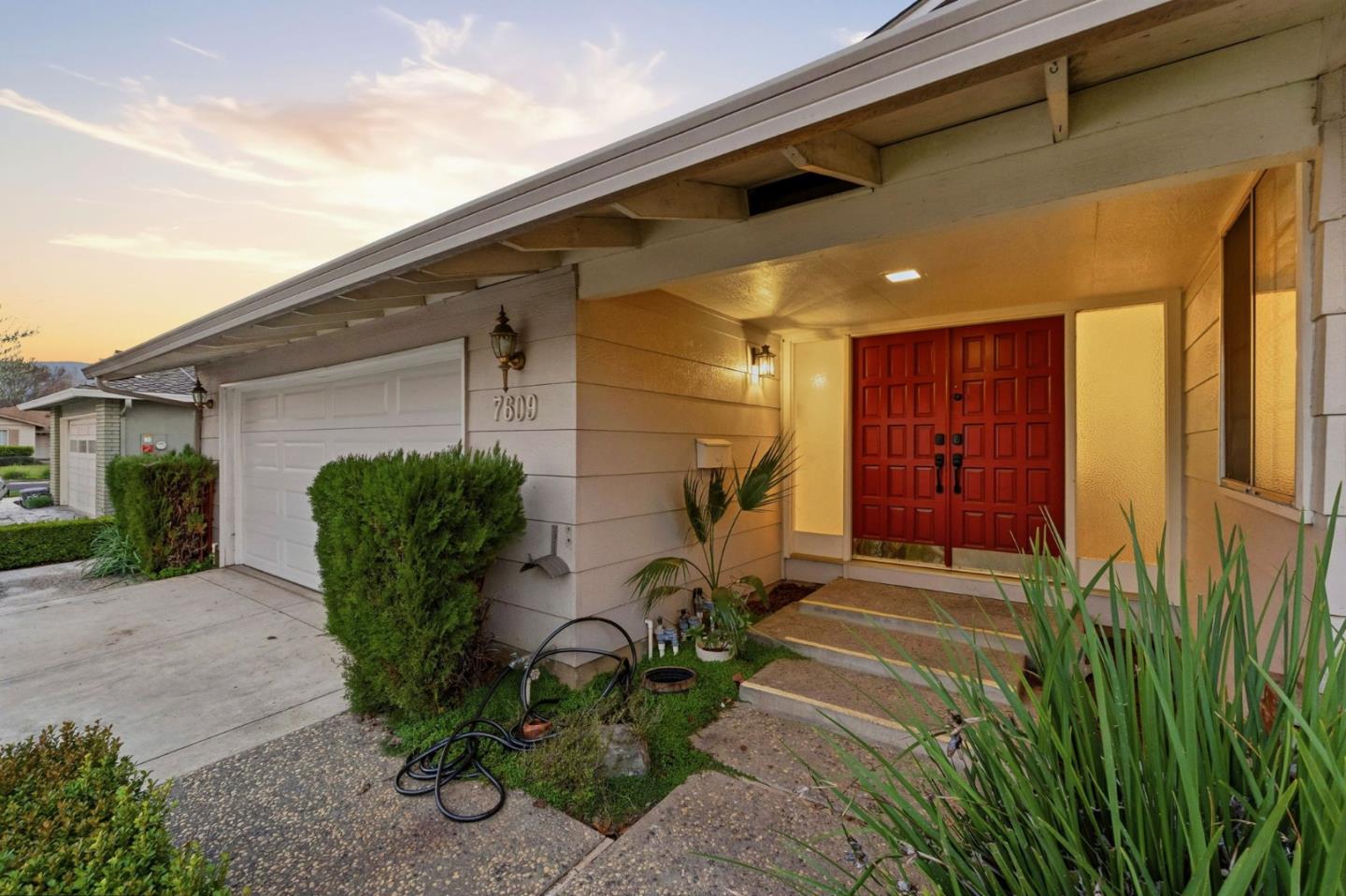 7609 Santa Paula Drive