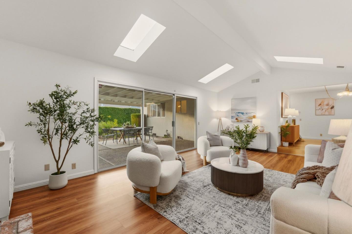 7609 Santa Paula Drive