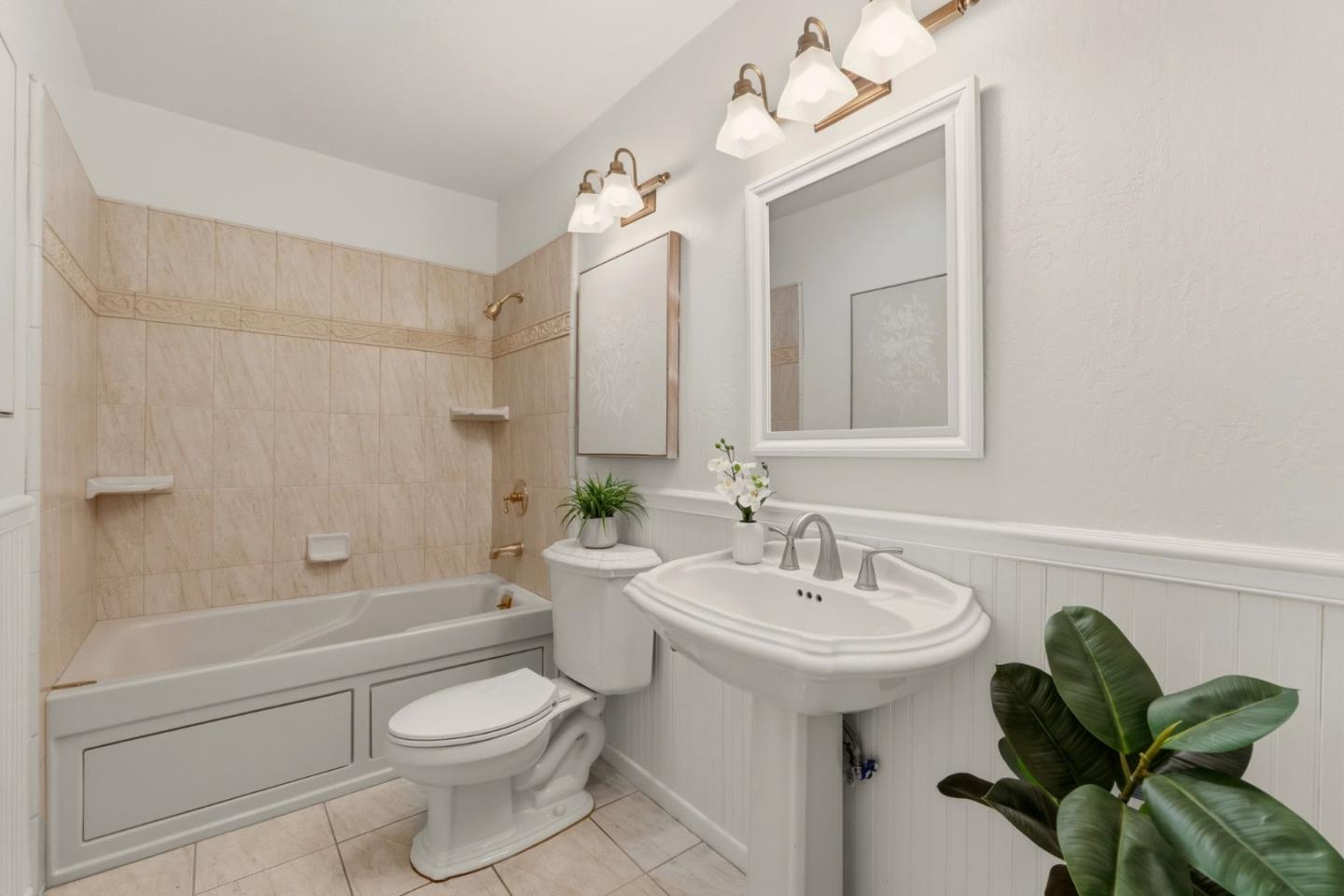 7609 Santa Paula Drive