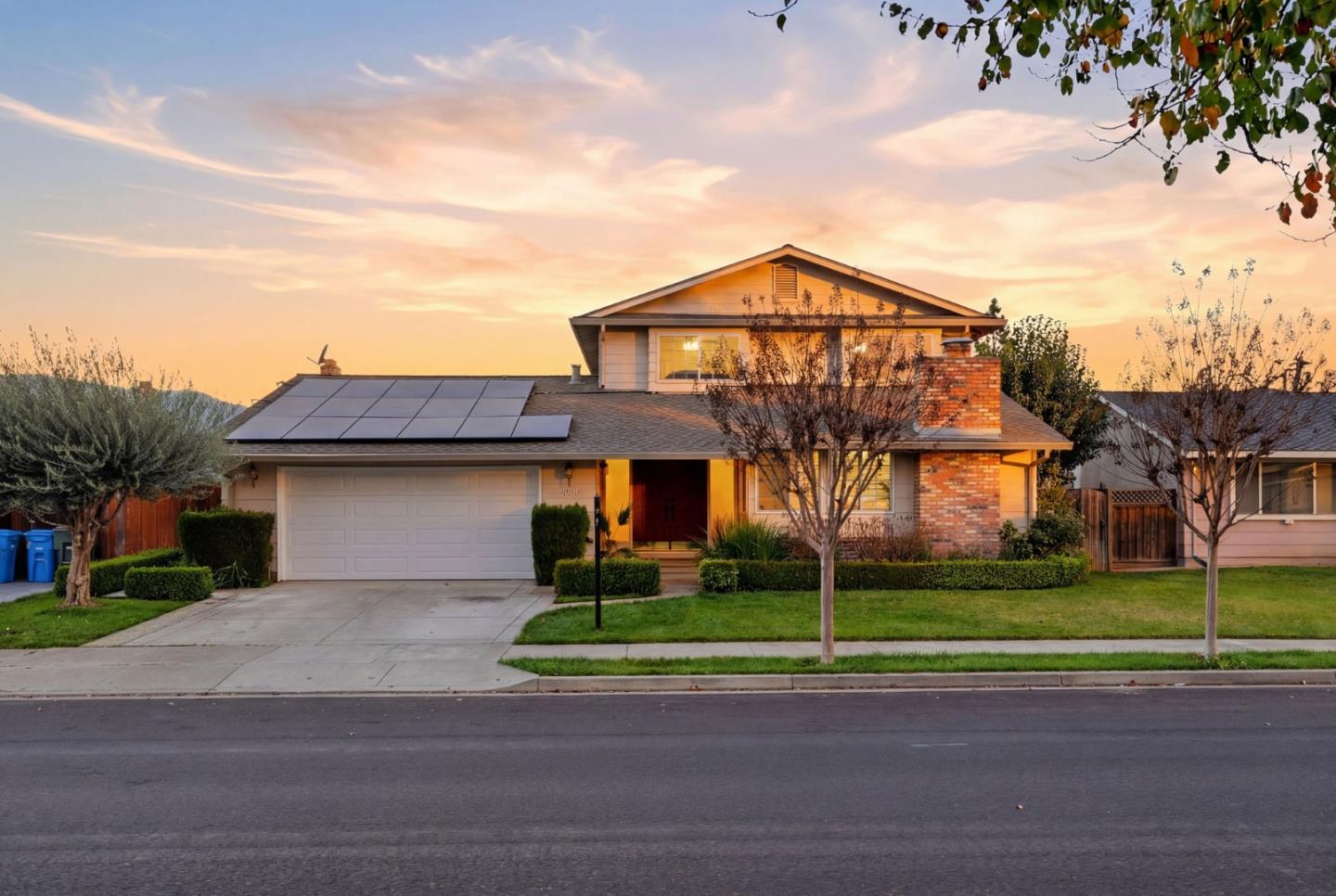 7609 Santa Paula Drive