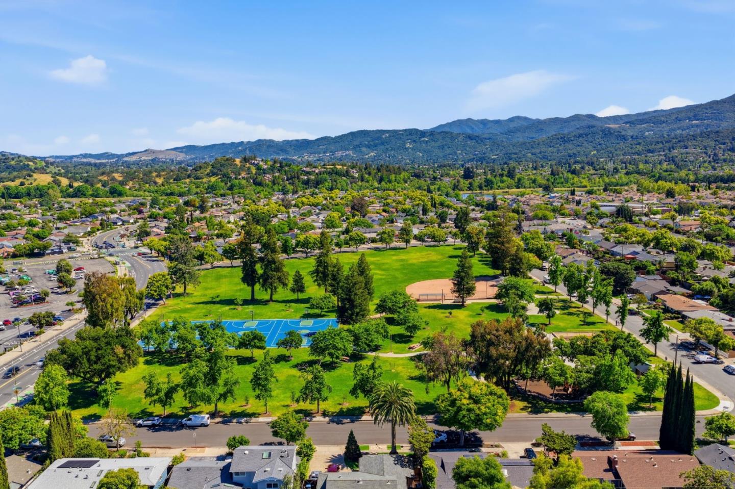 5315 Calderwood Lane