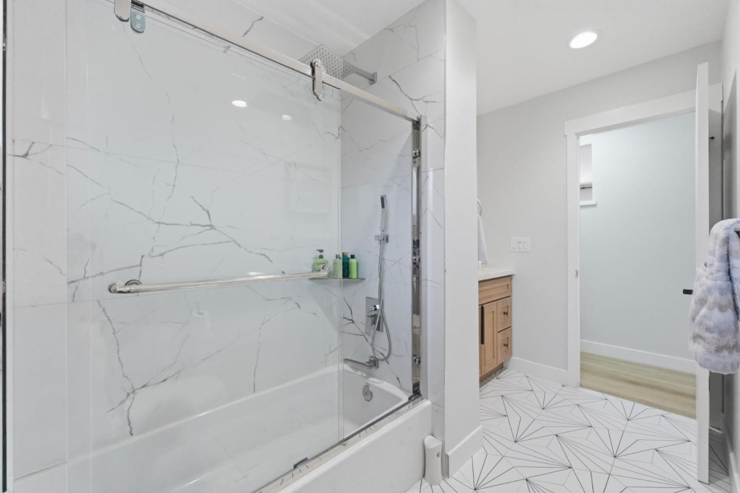 5315 Calderwood Lane