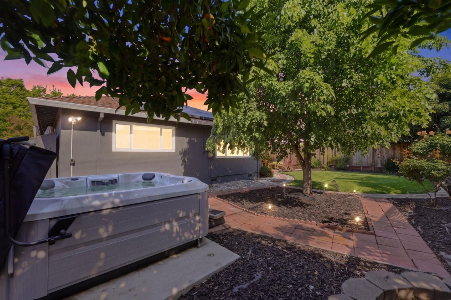 5315 Calderwood Lane