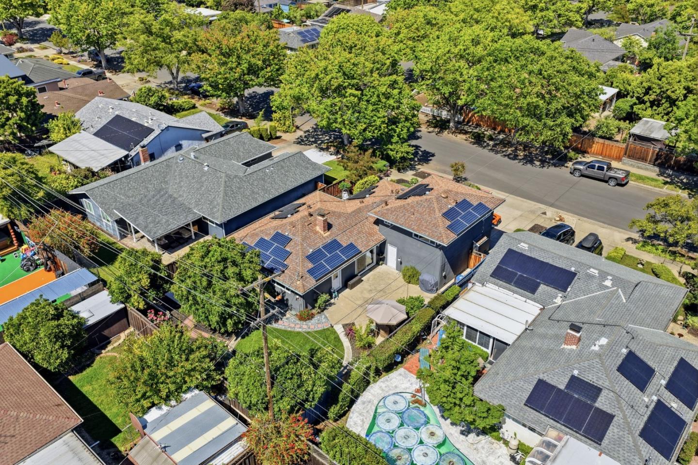 5315 Calderwood Lane