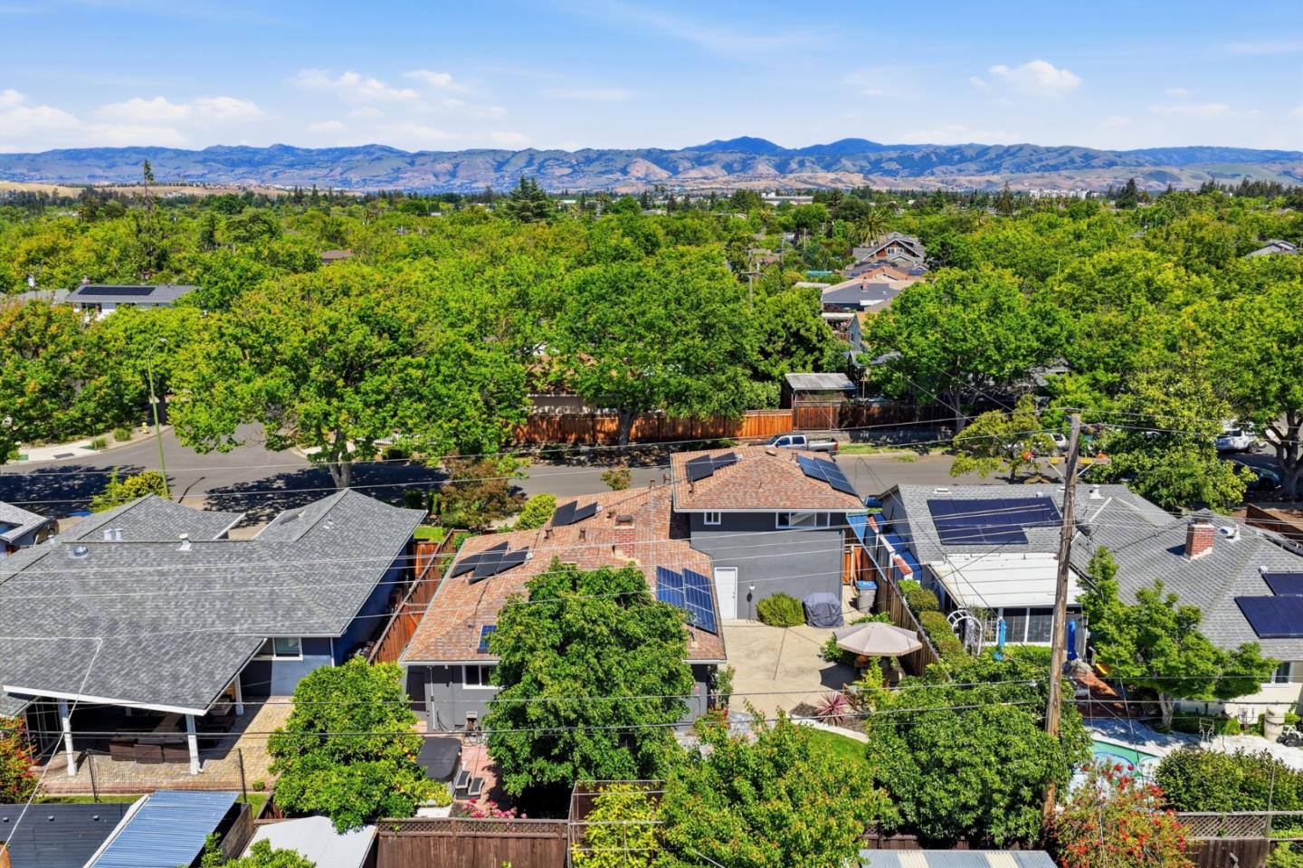 5315 Calderwood Lane