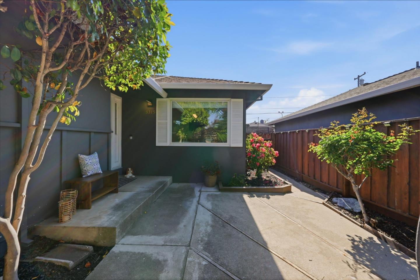 5315 Calderwood Lane