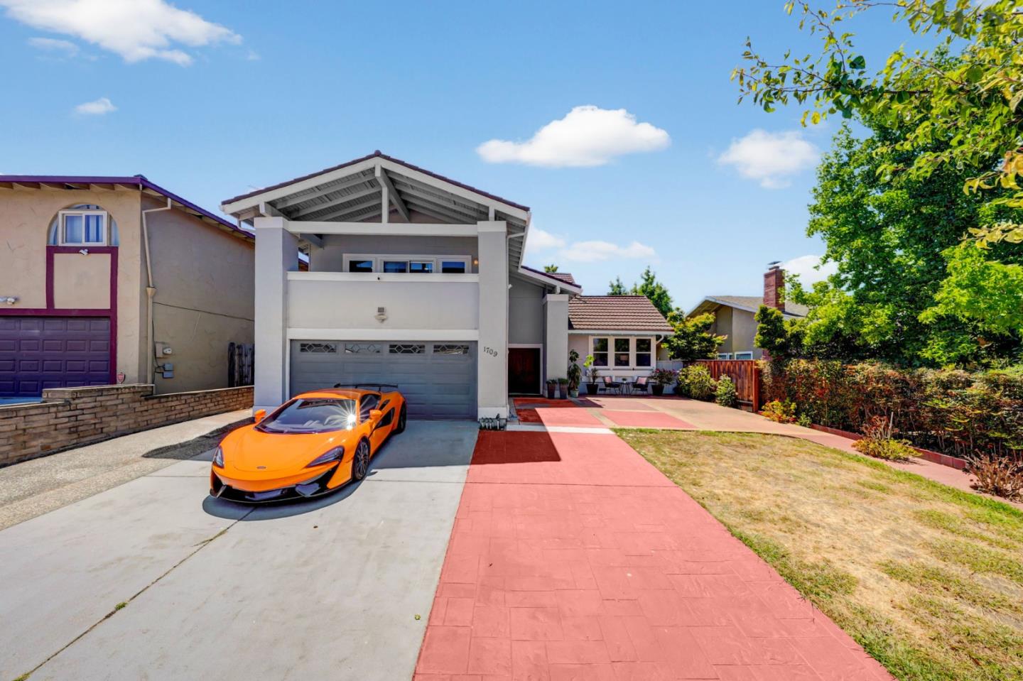 1709 Four Oaks RD
