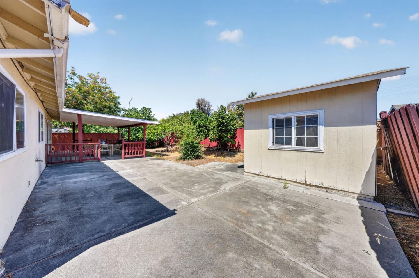 2422 Ridgeglen WAY