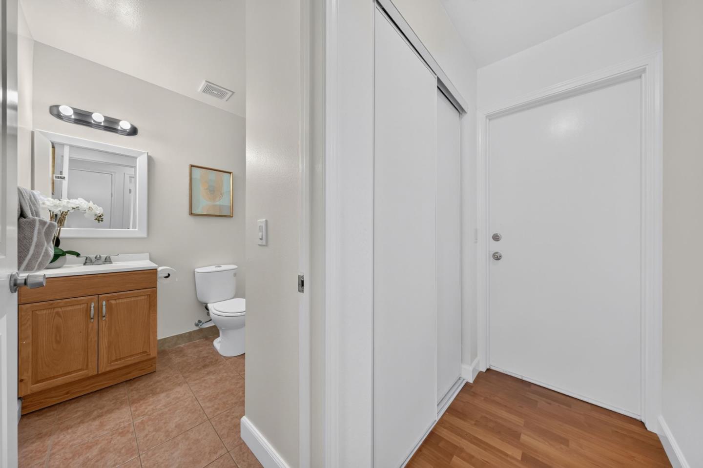 2422 Ridgeglen WAY