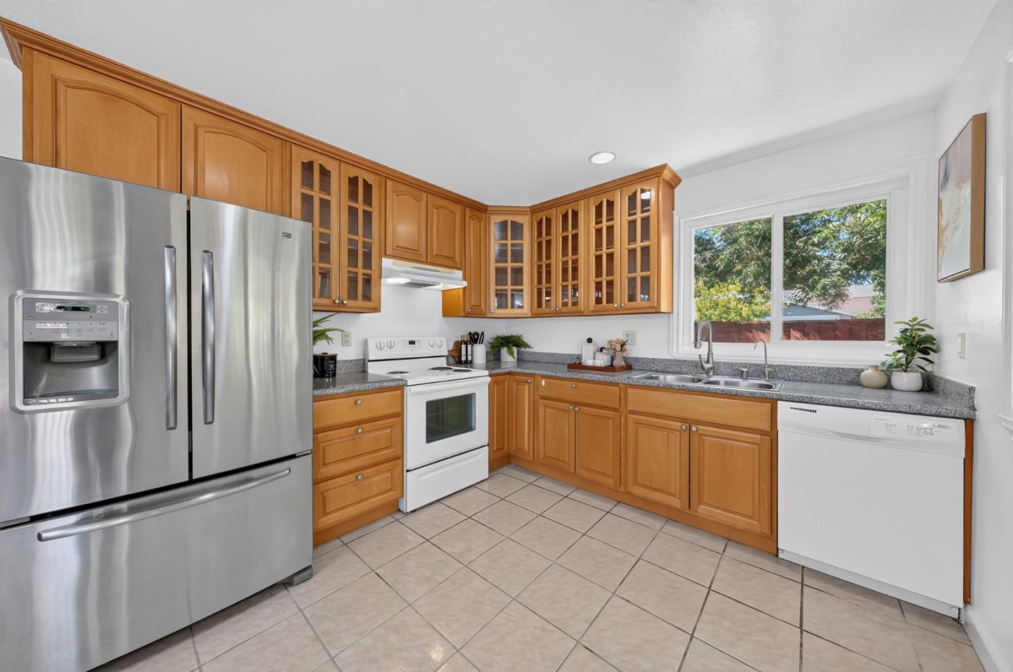 2422 Ridgeglen WAY