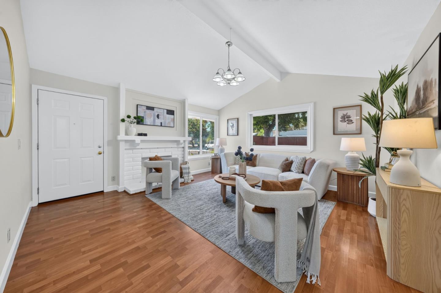 2422 Ridgeglen WAY