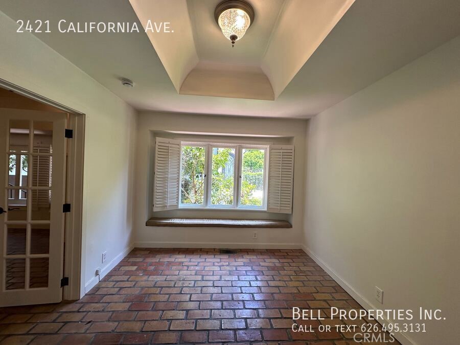 2421 California Avenue