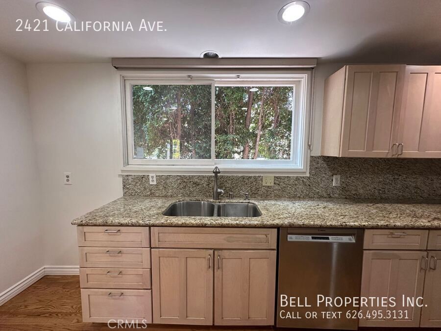 2421 California Avenue