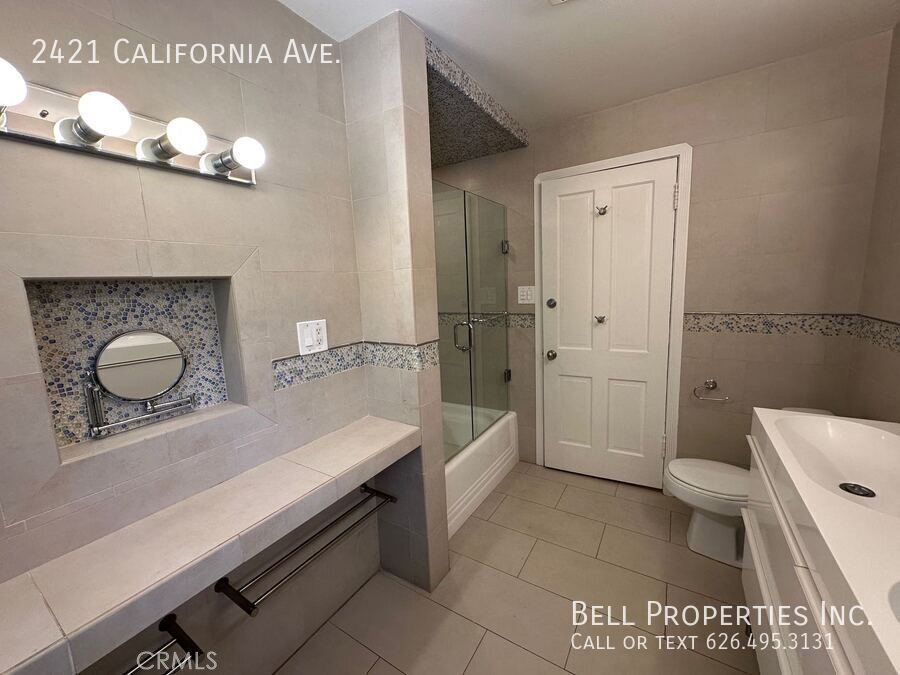 2421 California Avenue